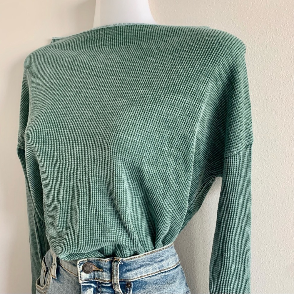 GO COUTURE NWOT 90s Y2K Boxy Stitch Hem Knit Long Sleeve Tee Shirt - Picture 2 of 10